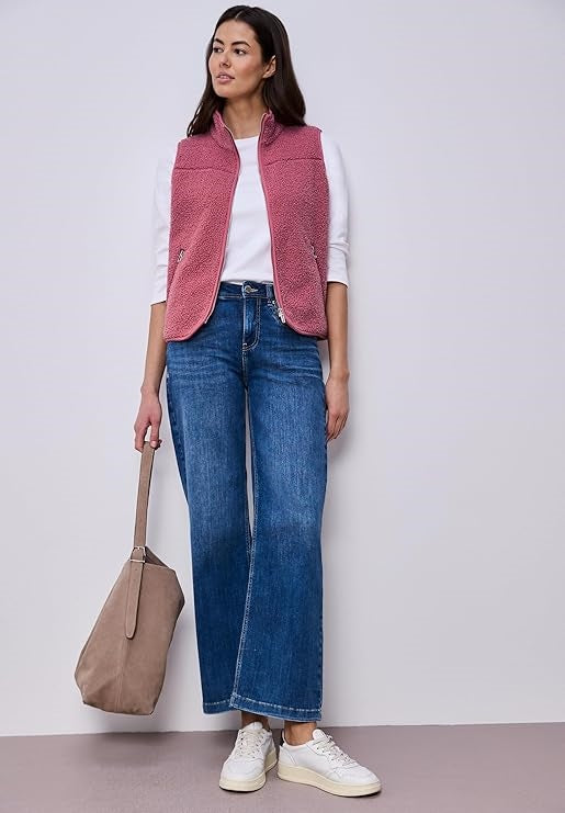 Short Teddy Vest w. Stand-Up C – Desert Berry 