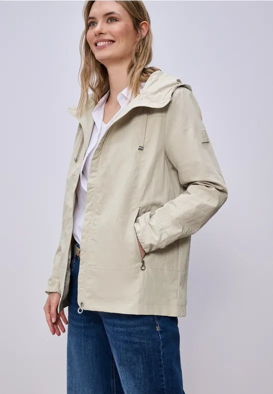 Modern Windbreaker – Powder Beige 