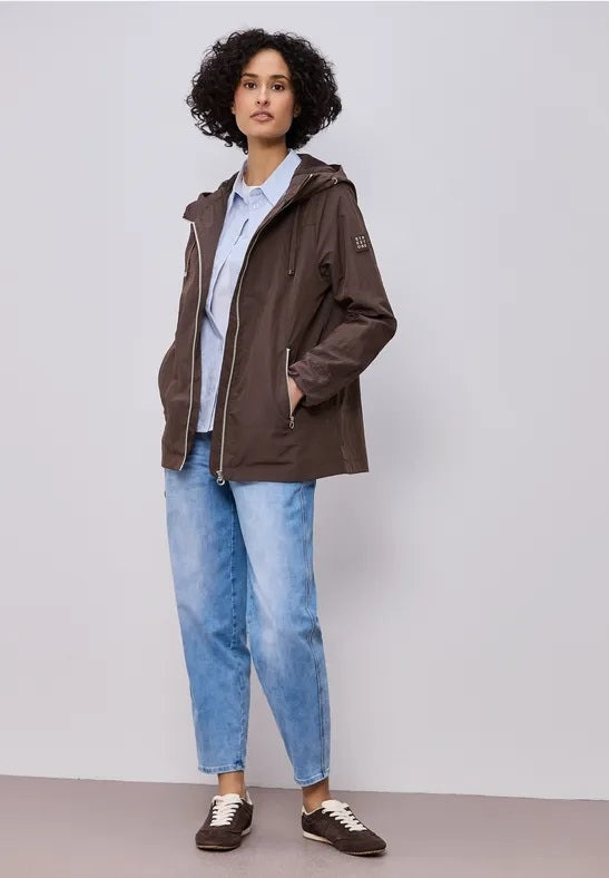 Modern Windbreaker – Mahogany Brown 