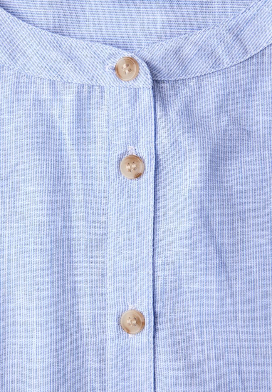 Chambray buttoned roundneck bl