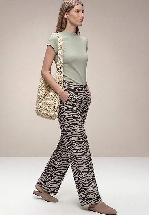 Wide Leg_HW_AOP_woven-crepe