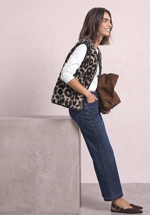 Short Teddy Vest w. Leo AOP