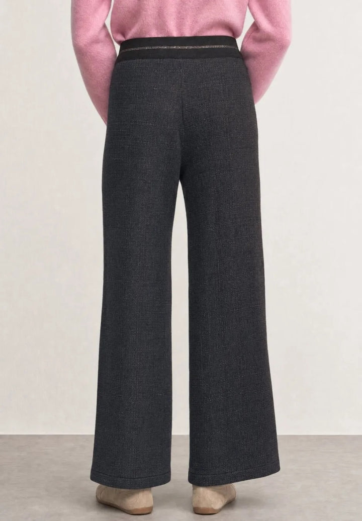 Style Emee_Check Knit L26 – Allgemeines Produktbild 