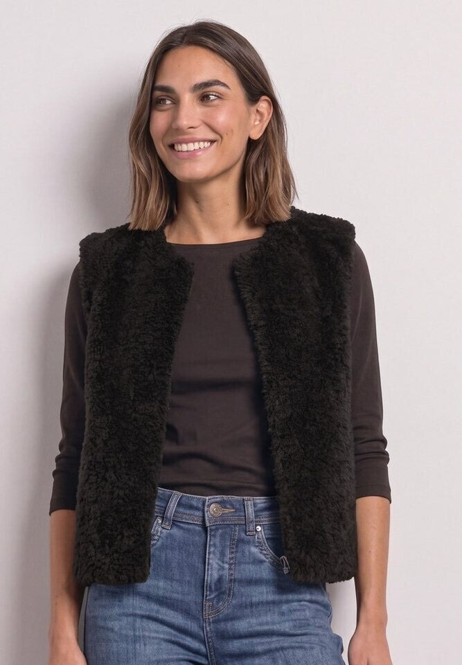Short Fake Fur Vest – Black Coffee 