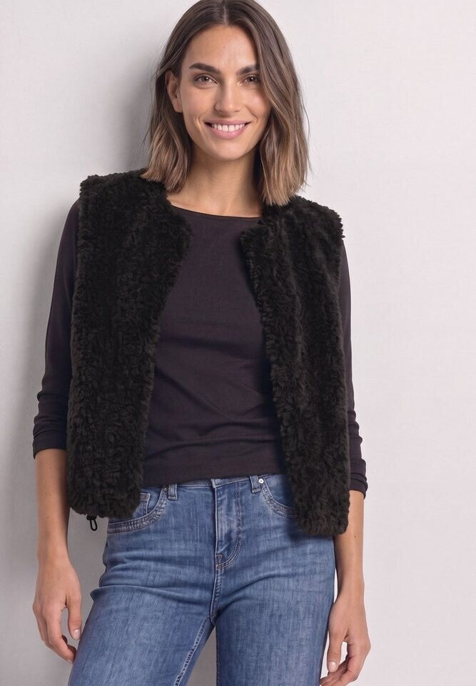 Short Fake Fur Vest – Black Coffee 