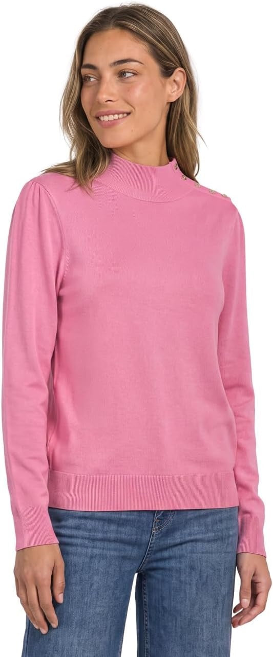 feminine sweater_button detail