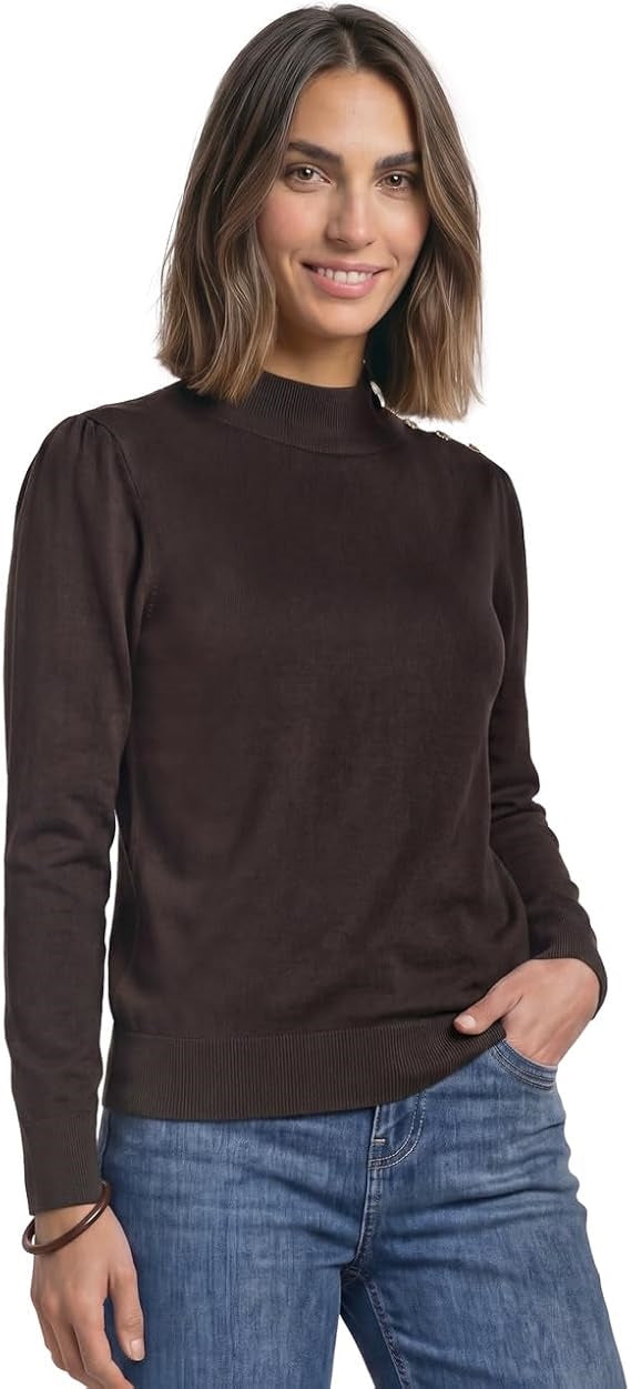 feminine sweater_button detail – Black Coffee 