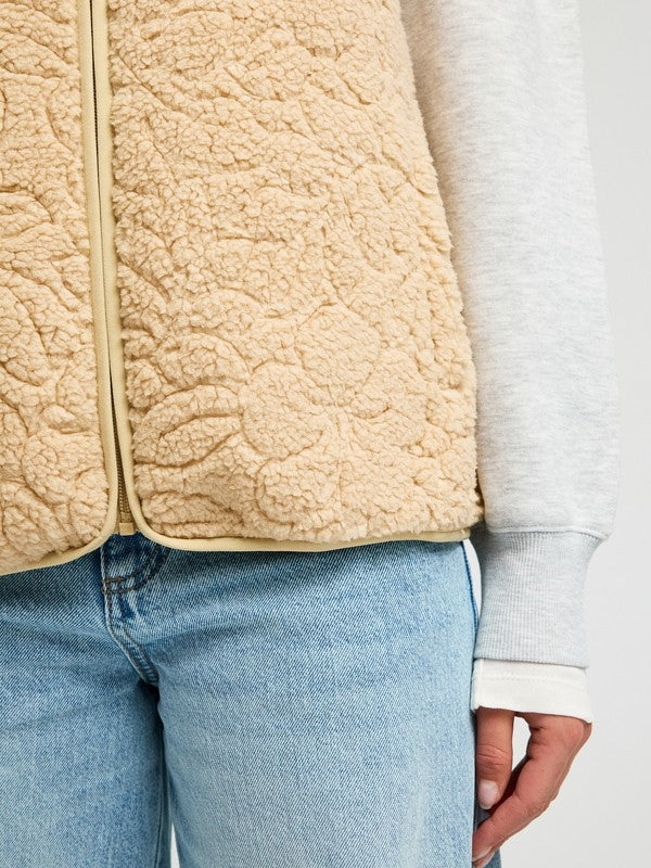 Best Town Vest Peeble