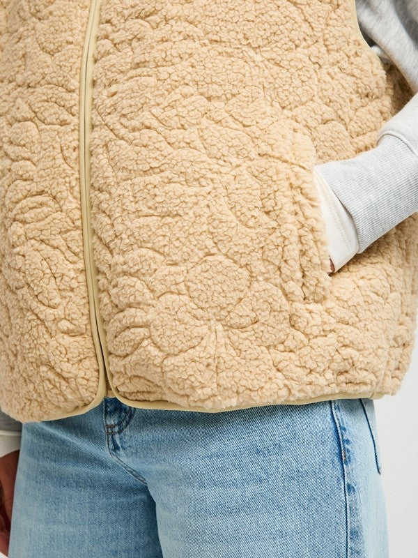 Best Town Vest Peeble
