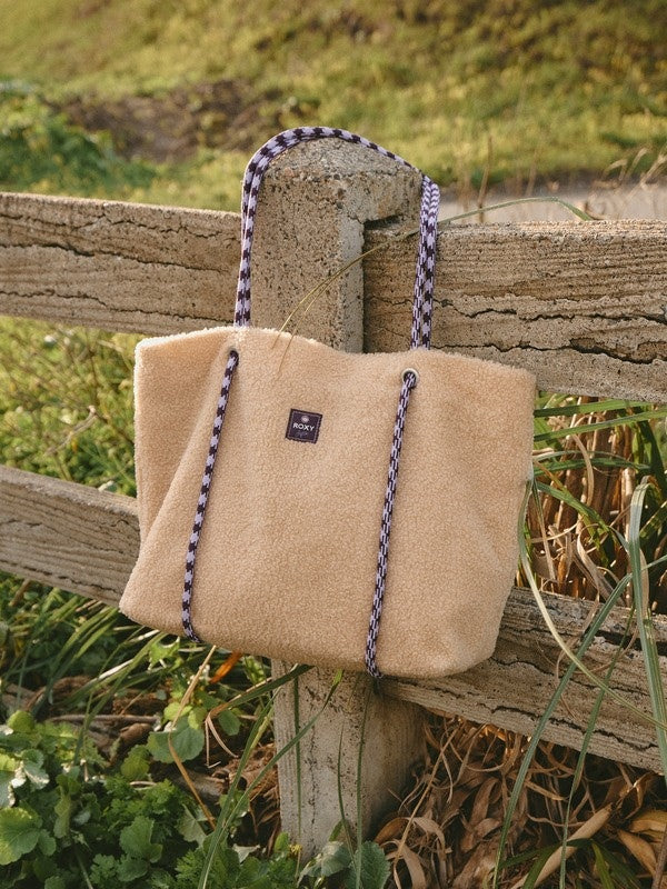 Electric Flow Sherpa Tote Pebble – Pebble 