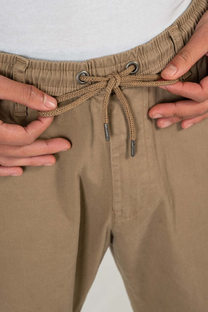 REFLEX LOOSE CHINO DARK SAND