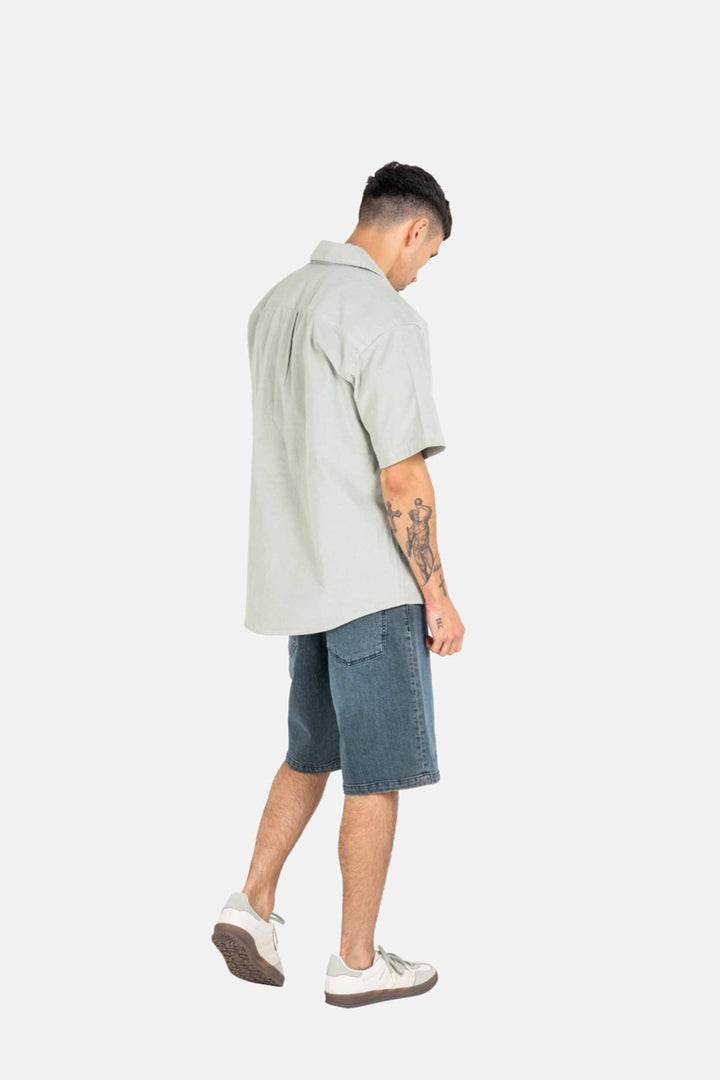Solid Short Mystic Light Blue