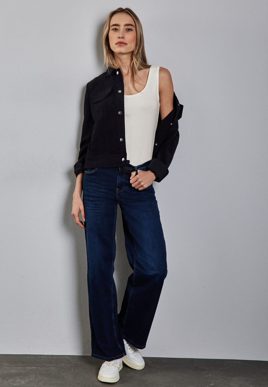 Style QR Anni basic top – Off White 