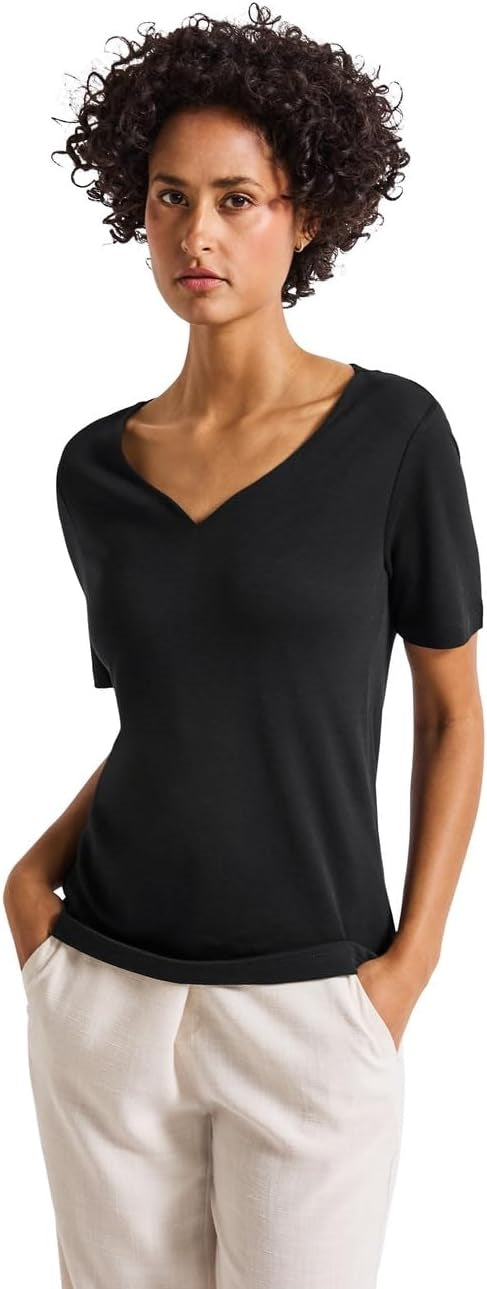 QR shirt w.heart neckline shap – Black 