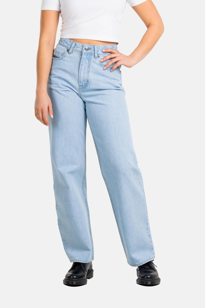 Women Betty Baggy Light Blue