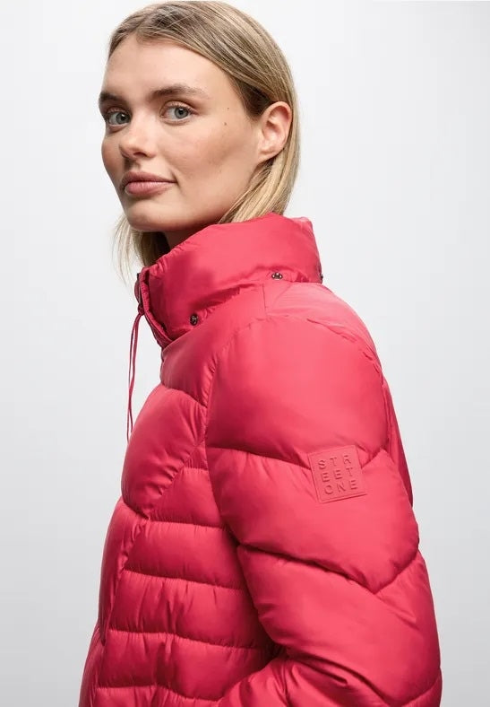 Short Padded Jkt – Carpet Red 