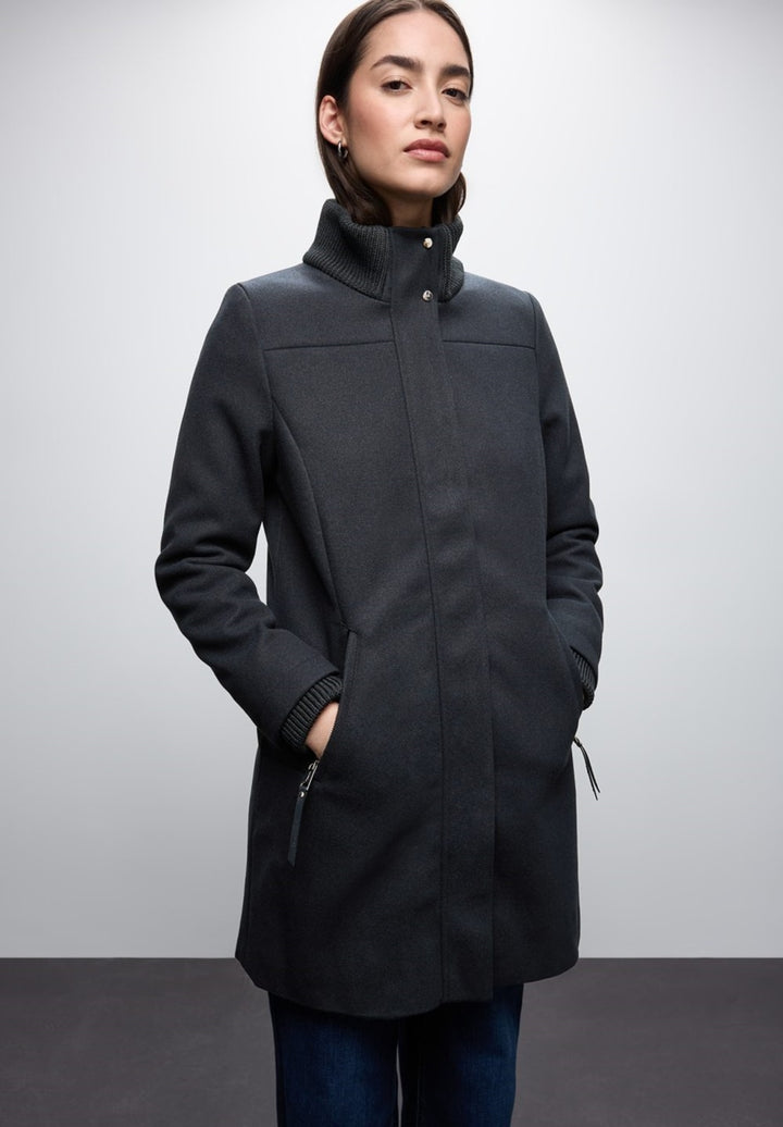 LTD QR Coat w. Knit Details – Obsidian Blue 